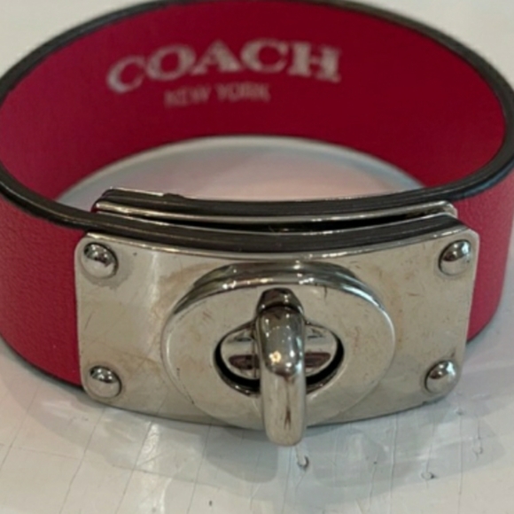 Coach Jewelry - Vibrant Classic Coach Ciff Braclet